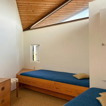 Dom wakacyjny Architect-designed Close To The