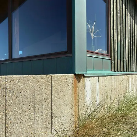 Architect-designed Close To The